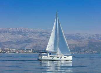Rent a sailboat in Marina Kastela - Beneteau Oceanis 38.1