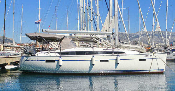 Louer voilier à Split (ACI Marina) - Bavaria Cruiser 37 - 3 cab.