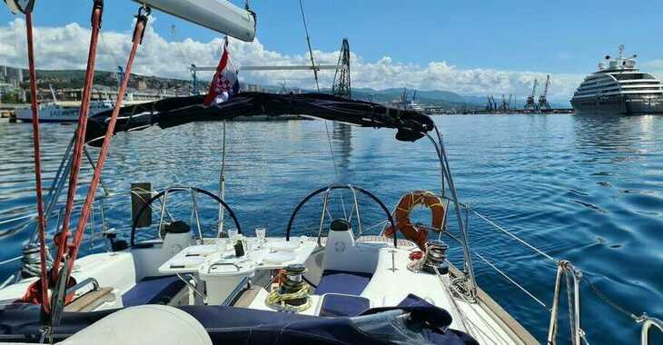 Chartern Sie segelboot in Rijeka - Bavaria 44