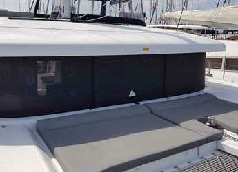 Rent a catamaran in Salamis Yachting Club - Lagoon 42 - 4 + 2 cab.