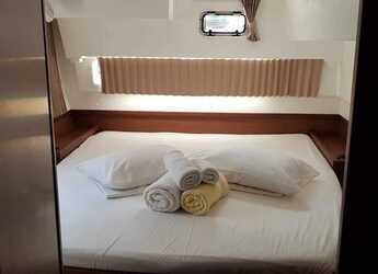 Rent a catamaran in Salamis Yachting Club - Lagoon 42 - 4 + 2 cab.