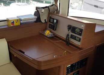 Rent a catamaran in Salamis Yachting Club - Lagoon 42 - 4 + 2 cab.