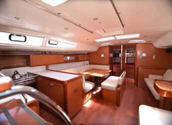 Chartern Sie segelboot in Salamis Yachting Club - Oceanis 54 - 4 + 1 cab.