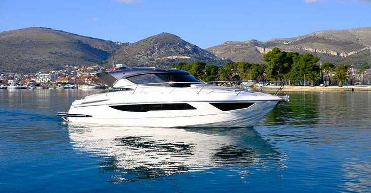 Rent a motorboat in Trogir (ACI marina) - Focus Power 36