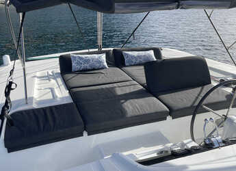 Alquilar catamarán en Cala dei Sardi - Lagoon 46 