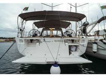 Rent a sailboat in Marina di Portisco - Dufour 530