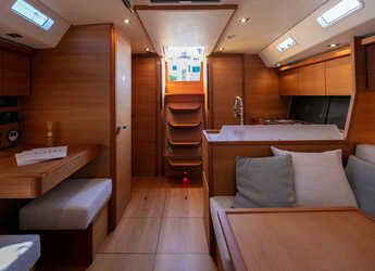 Louer voilier à Marina di Santa Teresa Gallura (Longosardo) - Solaris 44