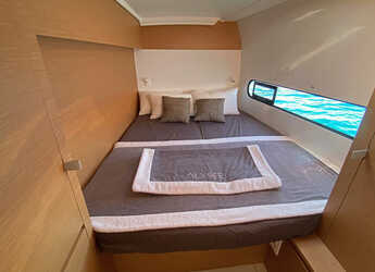 Rent a catamaran in La Maddalena (Cala Gavetta) - Excess 11 - Pulse Line version