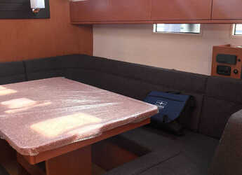 Rent a sailboat in Marina di Scarlino - Bavaria Cruiser 46