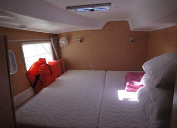 Louer catamaran à Punta Nuraghe - Lagoon 380(12)