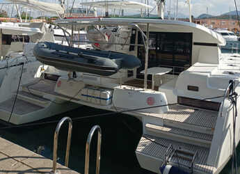 Rent a catamaran in Punta Nuraghe - Lagoon 42 (4+2)  A/C - WM- Gen