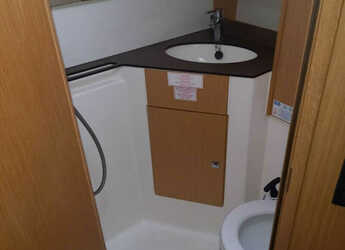 Noleggiare sailboat in Marina di Ravenna - Bavaria Cruiser 46 