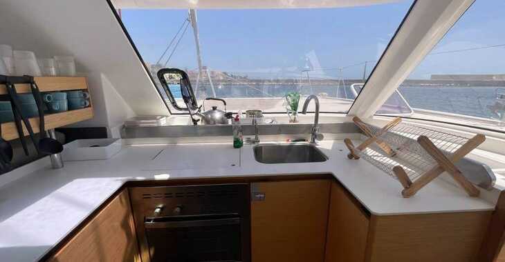 Rent a catamaran in Marina di Villa Igiea - Nautitech 40 Open -A/C (shore power only) - WM (12V- 60L/H)