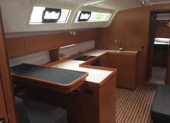 Alquilar velero en Marina di Cannigione - Bavaria Cruiser 51