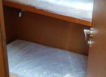 Alquilar velero en Punta Nuraghe - Sun Odyssey 519