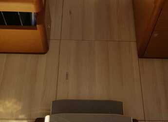 Alquilar velero en Punta Nuraghe - Sun Odyssey 519