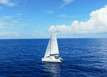 Louer catamaran à Punta Nuraghe - Lagoon 380 S2
