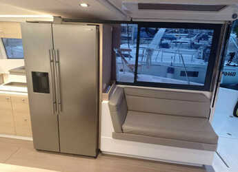 Louer catamaran à Punta Nuraghe - Bali 4.3