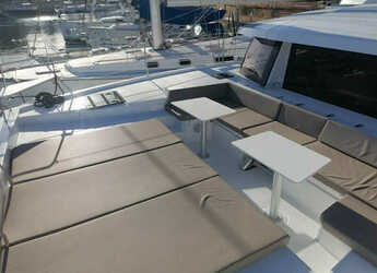 Louer catamaran à Punta Nuraghe - Bali 4.3