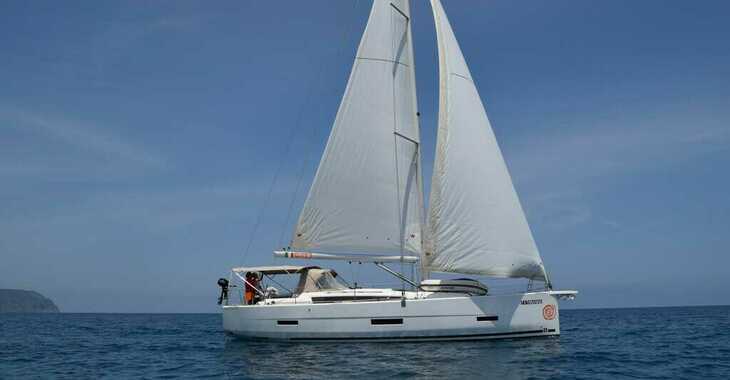 Rent a sailboat in Marina di Villa Igiea - Dufour 430