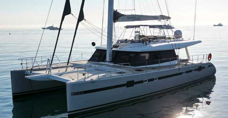 Rent a catamaran in Marina of Charles Ornano - SUNREEF 62