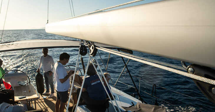 Rent a sailboat in Marina d'Arechi - Hanse 508