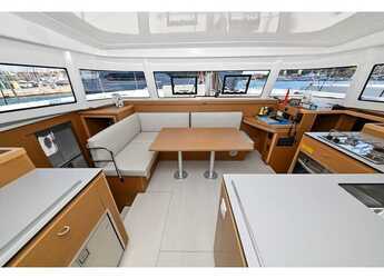 Alquilar catamarán en Veruda - Excess 11