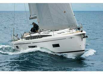 Rent a sailboat in Marina Tankerkomerc - Bavaria C46