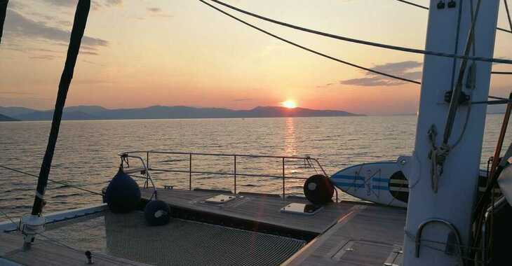 Louer catamaran à Alimos Marina - Sunreef 62 - 4 + 1 cab.