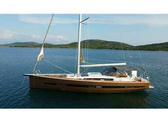 Rent a sailboat in Marine Pirovac - Dufour 56 