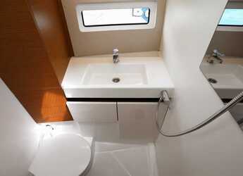 Rent a sailboat in Marina Kastela - Sun Odyssey 490 - 4 + 1 cab.