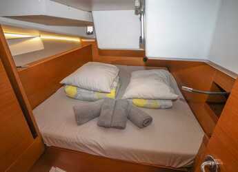 Rent a sailboat in Marina Kastela - Sun Odyssey 490 - 4 + 1 cab.