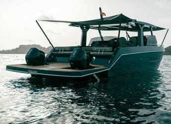 Rent a power catamaran  in Marina Baotić - Tesoro T 38