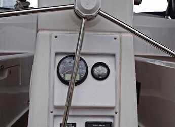 Rent a sailboat in Marina Kastela - Bavaria Cruiser 33