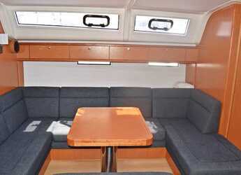 Rent a sailboat in Marina Kastela - Bavaria Cruiser 51