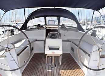 Rent a sailboat in Marina Kastela - Bavaria Cruiser 51
