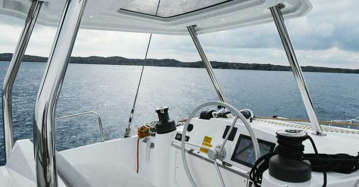 Rent a catamaran in Marine Pirovac - Bali 4.4 - 4 + 1 cab.