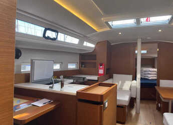 Alquilar velero en Marina Kremik - Sun Odyssey 410