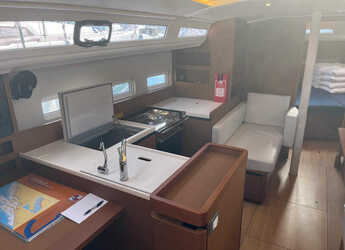 Alquilar velero en Marina Kremik - Sun Odyssey 410