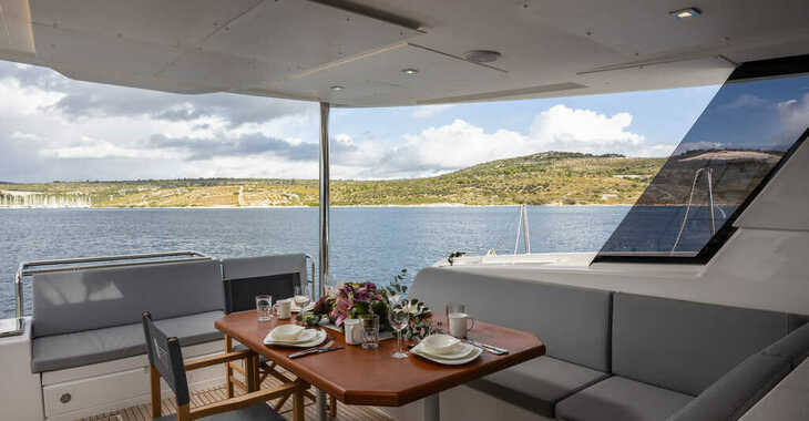 Rent a catamaran in Marina Kremik - Cervetti 44