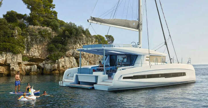 Rent a catamaran in Kremik Marina - Cervetti 44