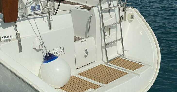 Rent a sailboat in Marina Kastela - Oceanis 411 Celebration