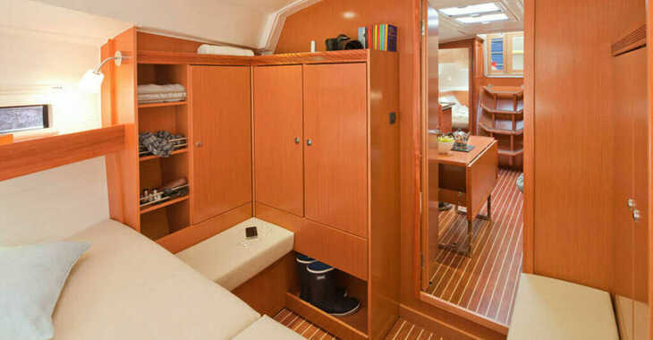 Louer voilier à Marina Kremik - Bavaria Cruiser 36