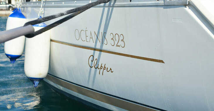 Rent a sailboat in Marina Kornati - Oceanis Clipper 323