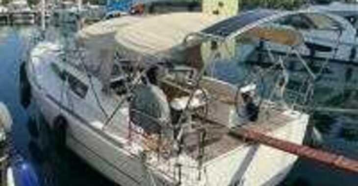 Rent a sailboat in Punat - Dufour 360 GL - 3 cab.