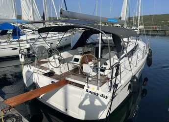 Rent a sailboat in Punat - Dufour 360 GL - 3 cab.