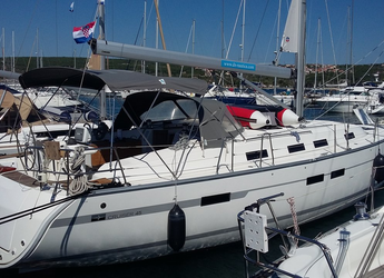 Rent a sailboat in Punat Marina - Bavaria Cruiser 45 - 4 cab.