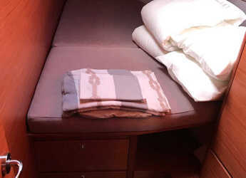 Rent a sailboat in Punat - Dufour 460 GL - 5 cab.