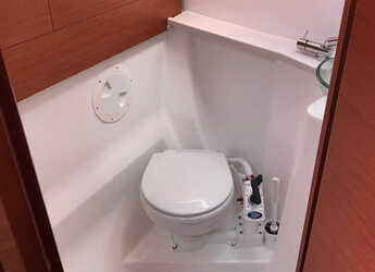 Rent a sailboat in Punat - Dufour 460 GL - 5 cab.