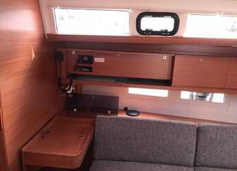 Rent a sailboat in Punat - Dufour 460 GL - 5 cab.